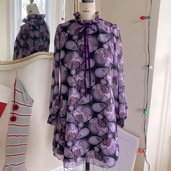Anna Sui Dresses & Skirts - Anna Sui shimmer and velvet mod style Art Deco print purple dress S